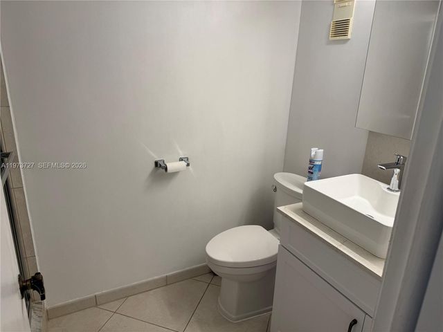 3920 Inverrary Blvd 504C, Lauderhill, FL 33319