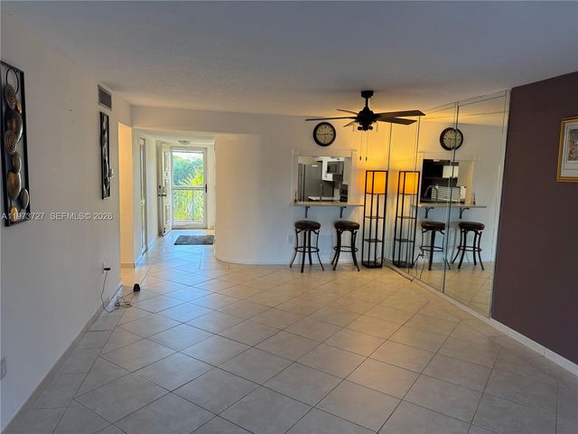 3920 Inverrary Blvd 504C, Lauderhill, FL 33319