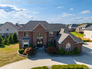 49501 Sandra Drive, Shelby Charter Township, MI 48315