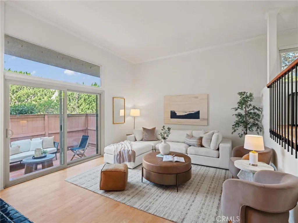 11260 Overland Avenue 19A, Culver City, CA 90230