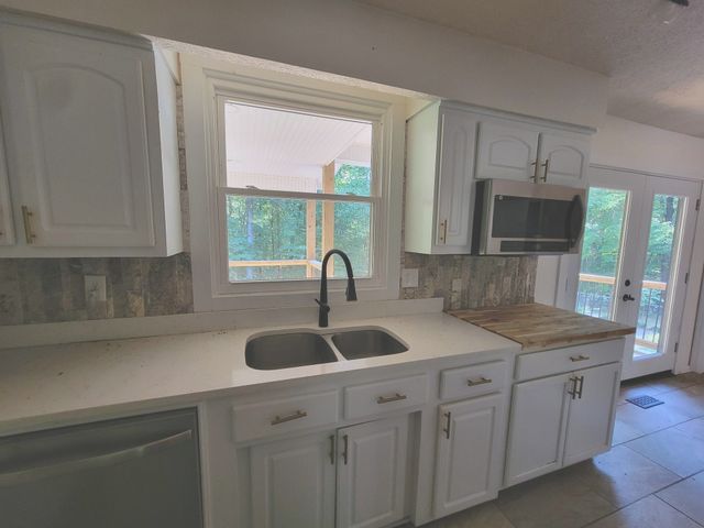 111 Milton Rd, Dickson, TN 37055