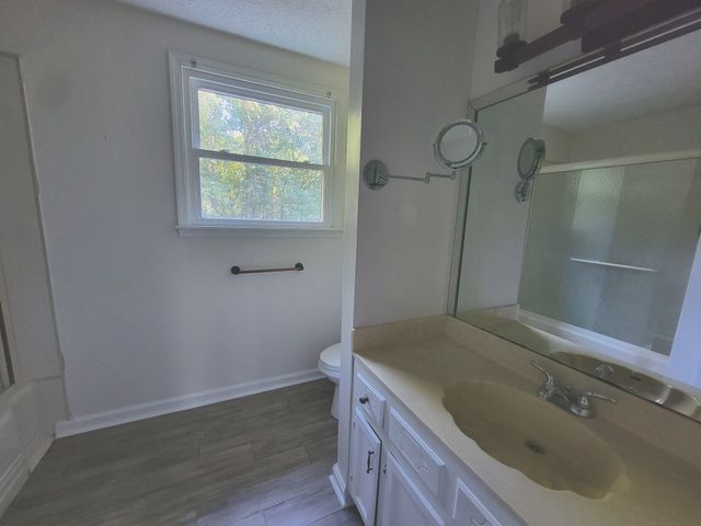 111 Milton Rd, Dickson, TN 37055