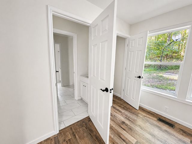 111 Milton Rd, Dickson, TN 37055