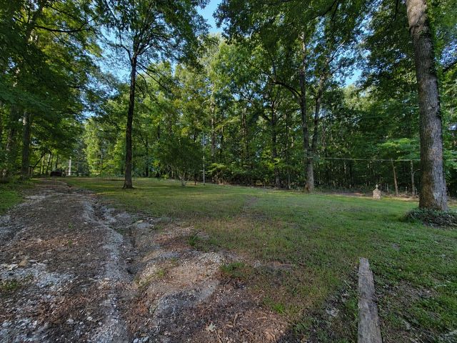 111 Milton Rd, Dickson, TN 37055