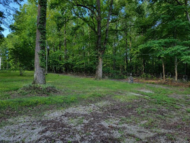 111 Milton Rd, Dickson, TN 37055