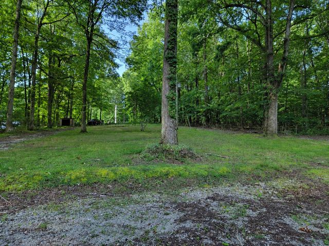 111 Milton Rd, Dickson, TN 37055