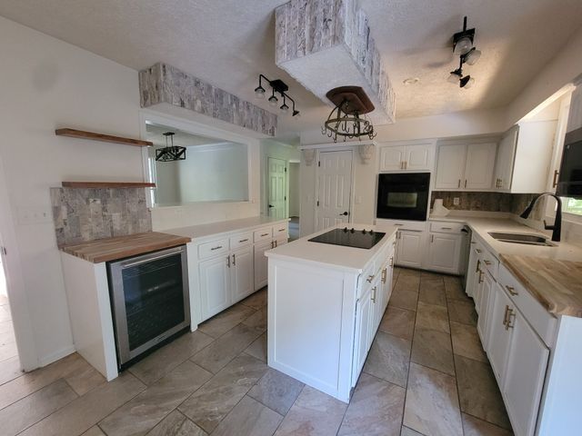 111 Milton Rd, Dickson, TN 37055