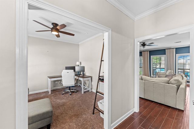 2 Crown Mountain Court, Maumelle, AR 72113