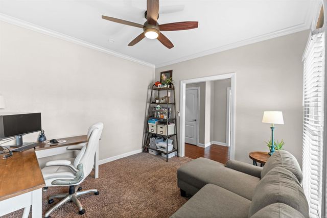 2 Crown Mountain Court, Maumelle, AR 72113