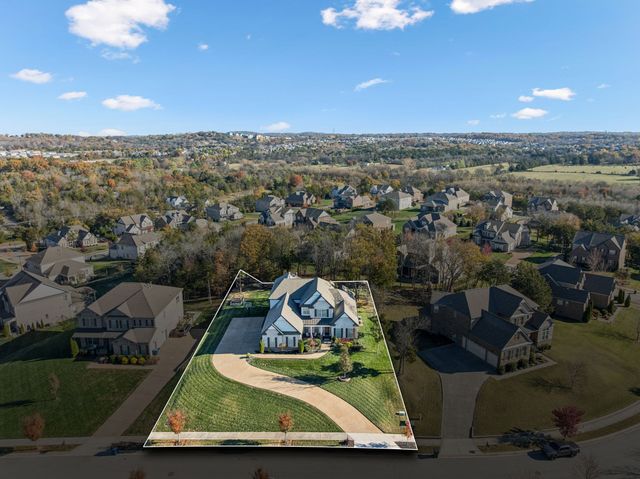 910 Los Lomas Way, Nolensville, TN 37135