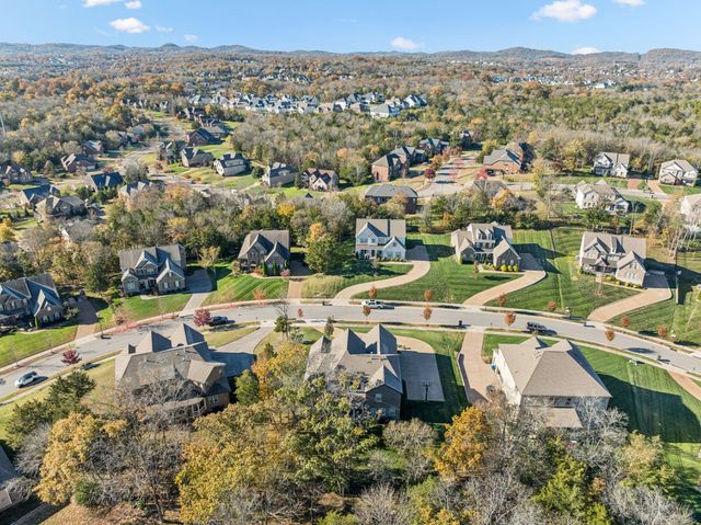 910 Los Lomas Way, Nolensville, TN 37135