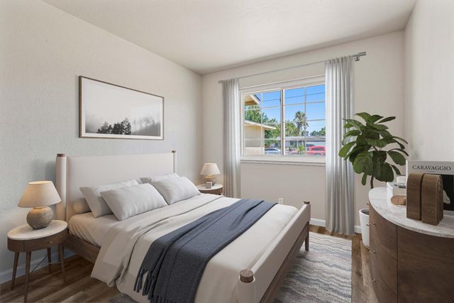 1320 Aurora St, Modesto, CA 95351