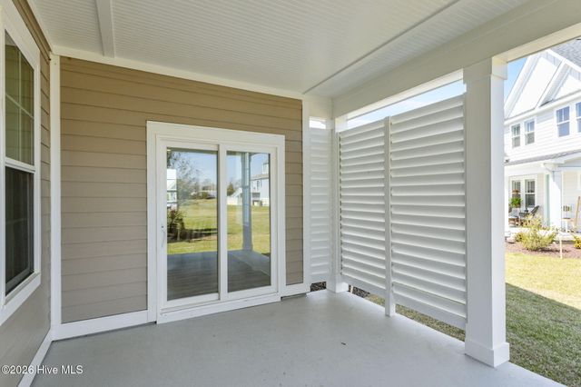 658 Fishermans Point, Newport, NC 28570