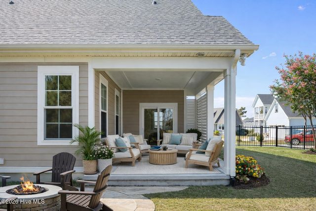 658 Fishermans Point, Newport, NC 28570