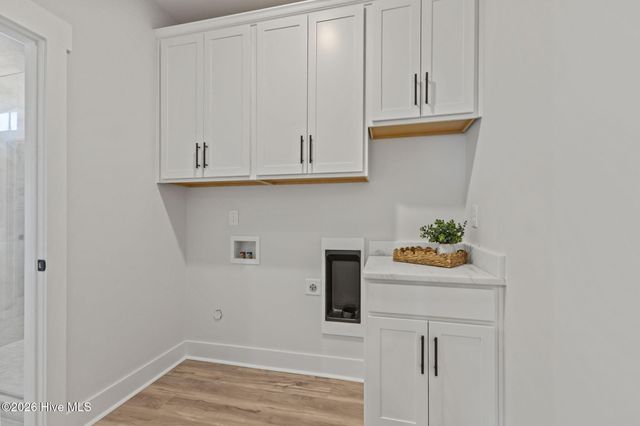 658 Fishermans Point, Newport, NC 28570