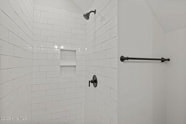 658 Fishermans Point, Newport, NC 28570