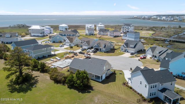 658 Fishermans Point, Newport, NC 28570