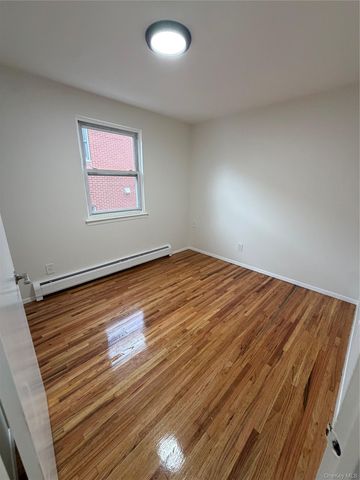 1927 84th Street 3rd floor, Brooklyn, NY 11214