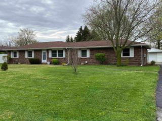 246 N Beechwood Street, Warsaw, IN 46582