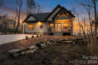 1474 Locust Grove Road, Hendersonville, NC 28792