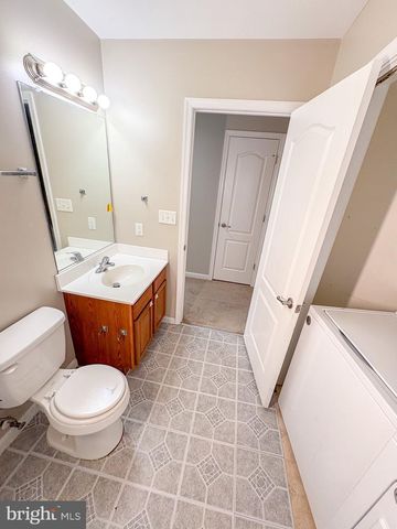 17 WARD ST, Harrington, DE 19952