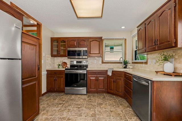 1840 SE 7th Street, Lee's Summit, MO 64063
