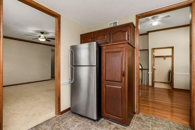 1840 SE 7th Street, Lee's Summit, MO 64063