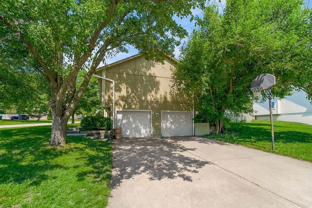 1840 SE 7th Street, Lee's Summit, MO 64063