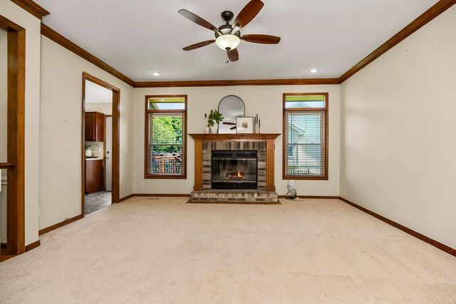 1840 SE 7th Street, Lee's Summit, MO 64063