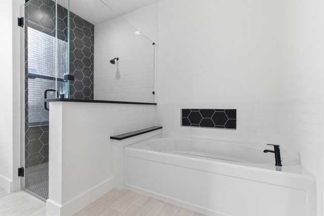 3515 Country Club Boulevard, Montgomery, TX 77356