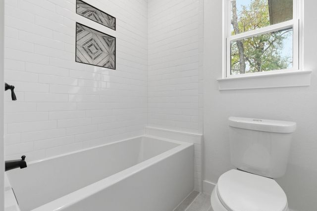 3515 Country Club Boulevard, Montgomery, TX 77356