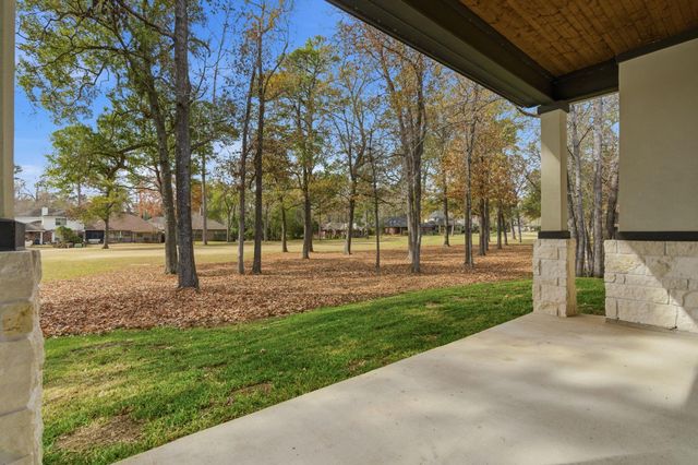 3515 Country Club Boulevard, Montgomery, TX 77356