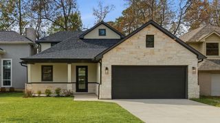 3515 Country Club Boulevard, Montgomery, TX 77356