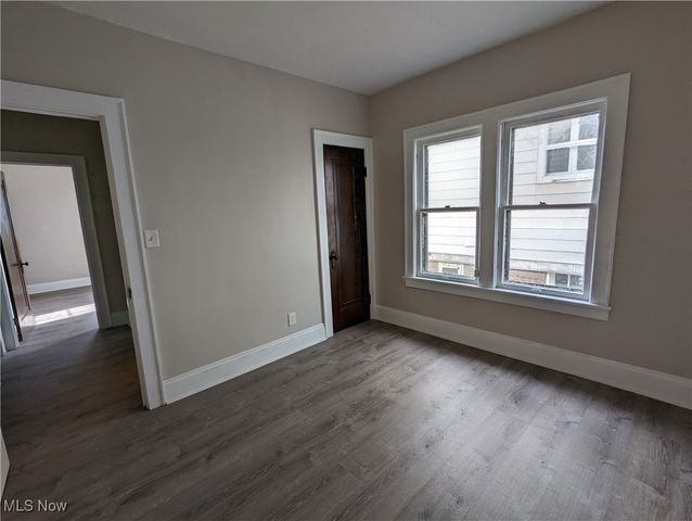 4945 E 86th Street 1, Garfield Heights, OH 44125