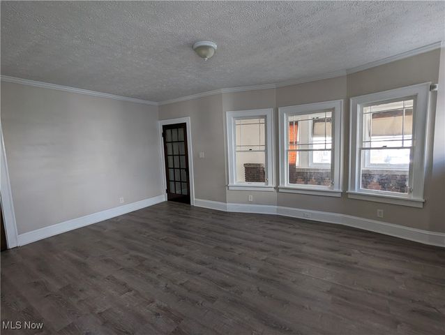 4945 E 86th Street 1, Garfield Heights, OH 44125