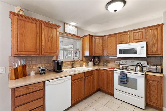 14170 Carol Street, Holland, MI 49424