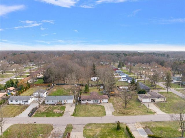 14170 Carol Street, Holland, MI 49424