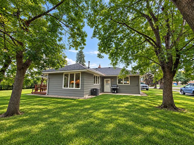 11942 Crooked Lake Boulevard NW, Coon Rapids, MN 55433