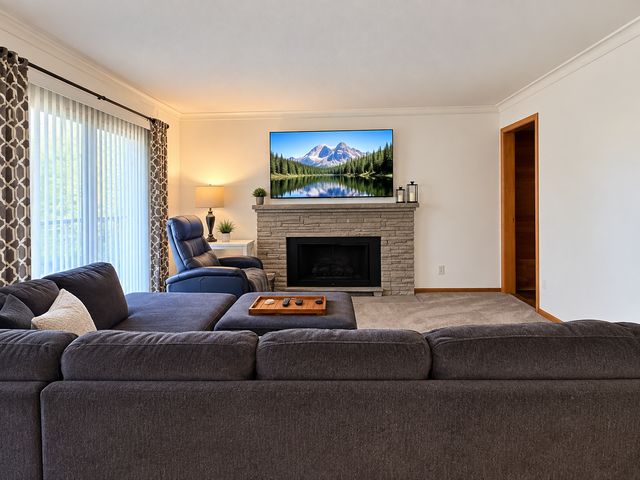 11942 Crooked Lake Boulevard NW, Coon Rapids, MN 55433