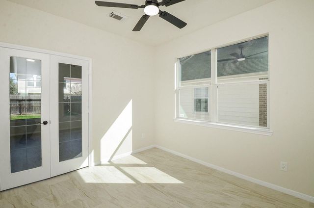 2422 Teal Run Place Drive, Fresno, TX 77545