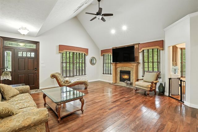 10370 Cynthia Lane, Wheatfield, IN 46392