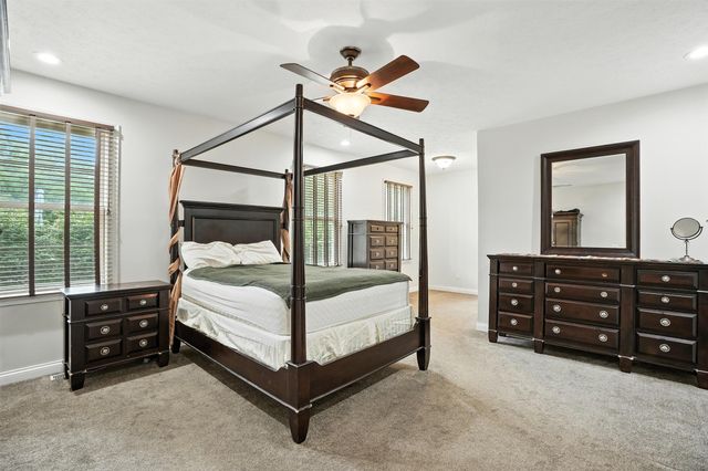 10370 Cynthia Lane, Wheatfield, IN 46392