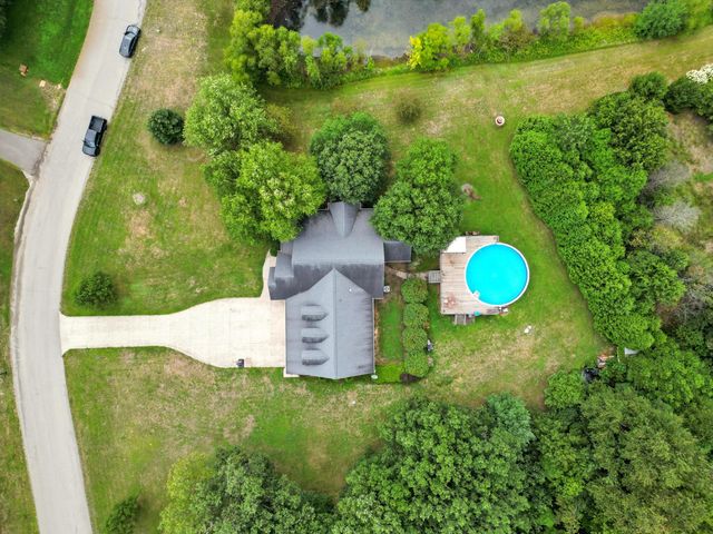 10370 Cynthia Lane, Wheatfield, IN 46392