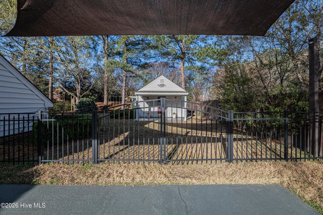 3404 Wyneston Road, Greenville, NC 27858