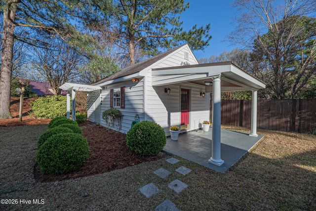 3404 Wyneston Road, Greenville, NC 27858