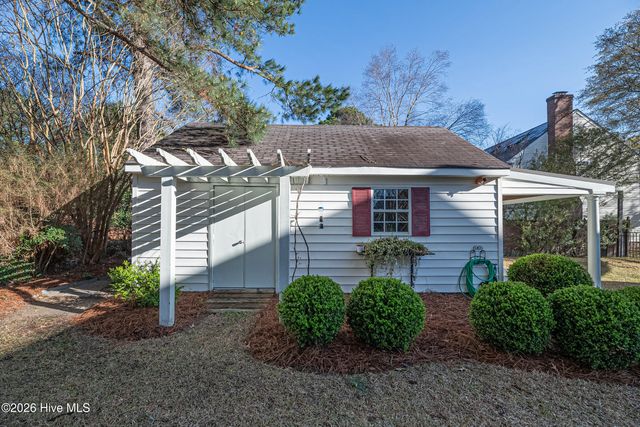 3404 Wyneston Road, Greenville, NC 27858