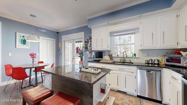 3404 Wyneston Road, Greenville, NC 27858