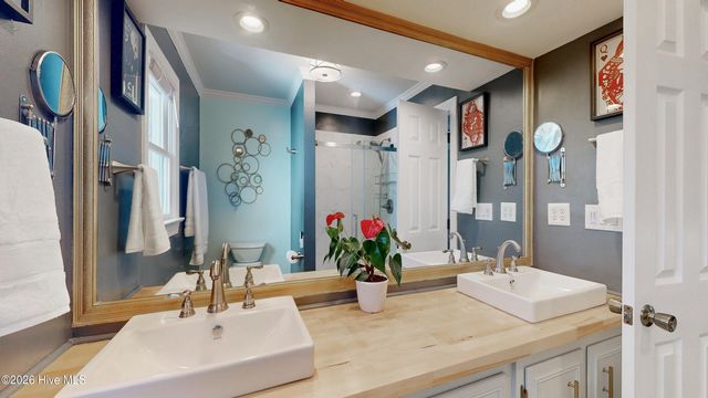 3404 Wyneston Road, Greenville, NC 27858