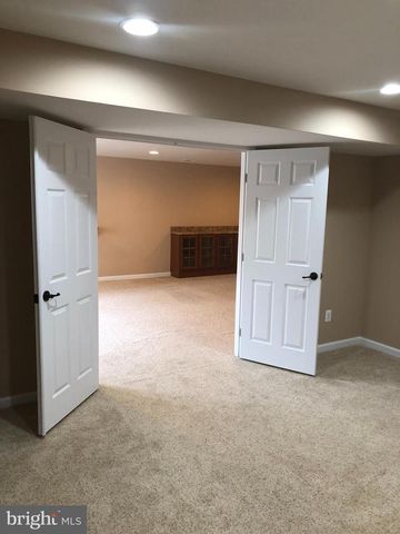 42007 POWELLS FARM WAY, Aldie, VA 20105