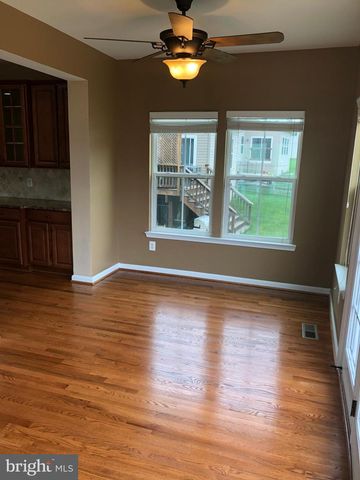 42007 POWELLS FARM WAY, Aldie, VA 20105